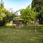 Borgo Tarapino Campagna Πανσιόν Φεράρα